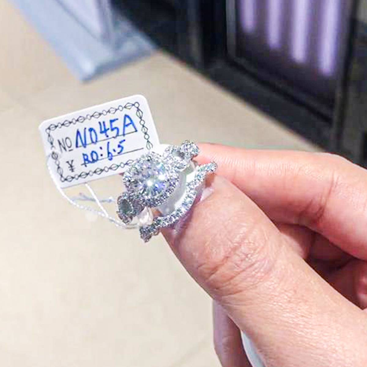 Deluxe Square Bag Women's Ring S925 Silver Plated Platinum Primary and Secondary Set Ring Stacked Women's Ring Customized Main Stone Moissanite  1.0ct/Secondary Stone High Carbon Diamond